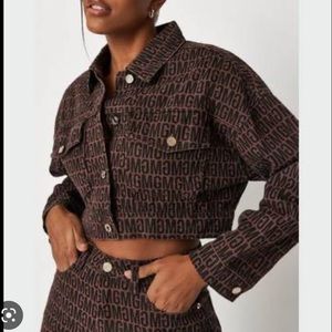 Cropped denim jacket